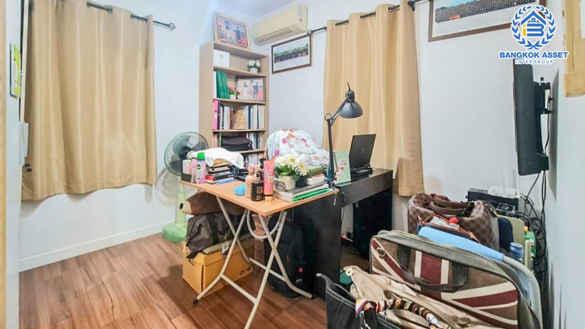 *****บ้านเดี่ยวมือสองนนทบุรี ม.พฤกษาวิลเลจ28 บางใหญ่-กาญจนาภิเษก  เนื้อที่กว้างขวางมากถึง 50.80  ตร.ว.  ฟังก์ชัน 3 ห้องนอน 2 ห้องน้ำ ที่จอดรถ 2 คัน บนทำเลแห่งการเดินทาง ใกล้รถไฟฟ้าสายสีม่วง "สถานีตลาดบางใหญ่"